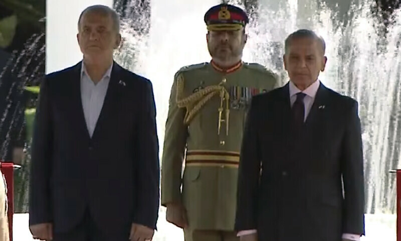 — اسکرین گریب: ڈان نیوز — اسکرین گریب: ڈان نیوز