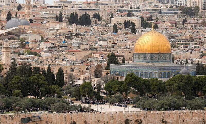 اسرائیل کے قومی سلامتی کے وزیر ایتمار بن گویر نے دعویٰ کیا کہ اتوار کو مسجد اقصیٰ میں عبادت کی۔
&mdash;فائل فوٹو: رائٹرز