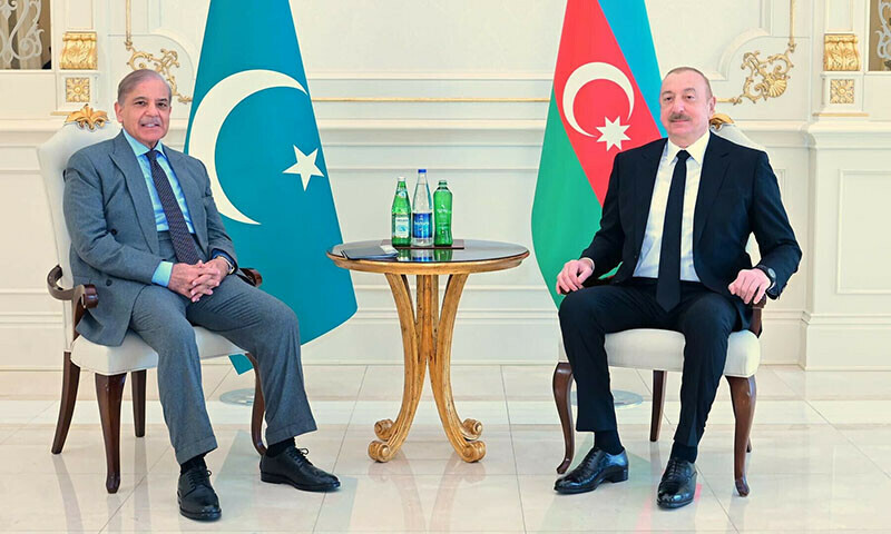 Prime Minister Shehbaz Sharif (L) hold a one-on-one meeting with Azerbaijan&rsquo;s President Ilham Aliyev (R) in Baku on February 25. &mdash; PID/File