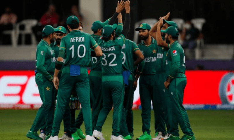 Pakistani players celebrate the wicket of Australia&rsquo;s Glenn Maxwell at Dubai International Cricket Stadium, Dubai, United Arab Emirates on November 11, 2021. &mdash; Reuters/File
