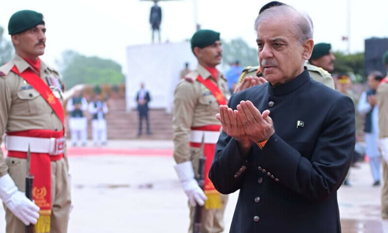 رواں سال یوم آزادی کو معرکہ حق کی عظیم فتح سے منسوب کیا گیا ہے— فوٹو: وزیراعظم آفس، ایکس