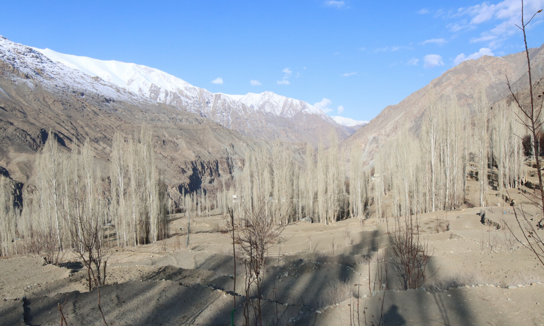 In Paari, the spring months of April and May bring with them dry conditions and water scarcity. This is an issue for agriculture and subsistence for local people, but the introduction of ice stupas has brought some relief (Image: UNDP)