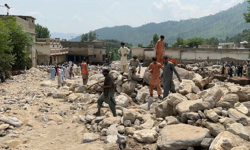 — فوٹو: عارف حیات — فوٹو: عارف حیات