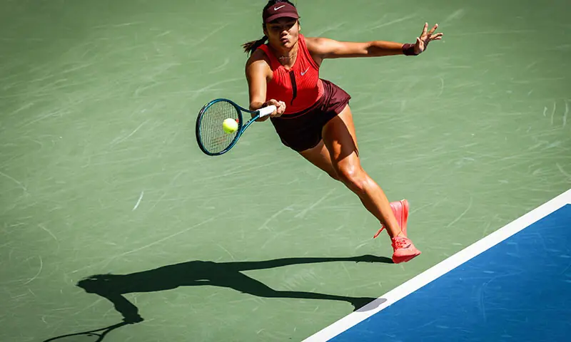 Great Britain&rsquo;s Emma Raducanu plays a forehand return to Japan&rsquo;s Ena Shibahara during their women&rsquo;s singles first round tennis match on day one of the US Open tennis tournament at the USTA Billie Jean King National Tennis Centre in New York City, US on August 24. &mdash; AFP