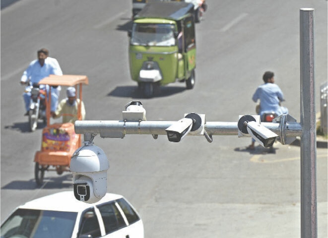  A total of 2,097 CCTV cameras will be installed at 359 sites including 15 entry and exit points. 