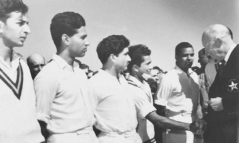 US President Dwight D. Eisenhower shakes the hand of Hanif Mohammed and meets the Pakistan cricket team on day four of the third Test between Pakistan and Australia at the National Stadium in Karachi on December 8, 1959 | White Star Archives