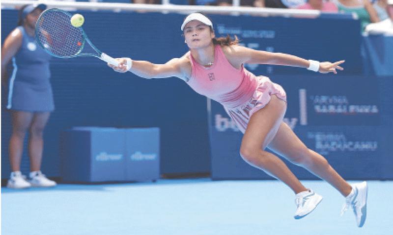 BRITAIN&rsquo;S Emma Raducanu stretches for a return against Aryna Sabalenka of Belarus during their Cincinnati Open round-of-32 match at the Lindner Family Tennis Center.&mdash;Reuters