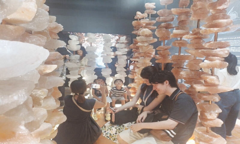 THE salt columns at the Pakistan Pavilion have proven to be a very popular photo spot for visitors to the Expo.&mdash;Photo by the writer