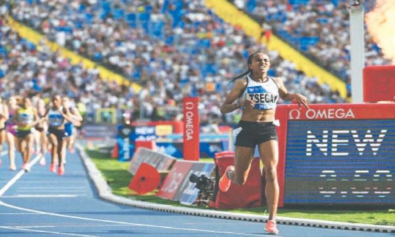 ETHIOPIA’S Gudaf Tsegay reacts after crossing the finish line to win the women’s 1500m final of the Silesia Diamond League meeting at Stadion Slaski on Saturday.—AFP ETHIOPIA’S Gudaf Tsegay reacts after crossing the finish line to win the women’s 1500m final of the Silesia Diamond League meeting at Stadion Slaski on Saturday.—AFP