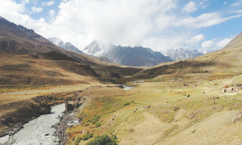 A scenic view of Broghil Valley, Chitral. &mdash; Dawn