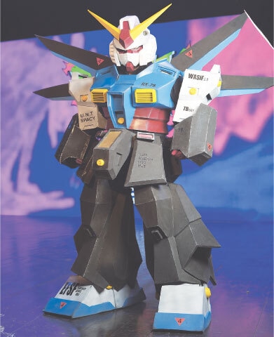 Dr Wasif William with the prize winning costume of Gundam RX-78 | Geek Haven