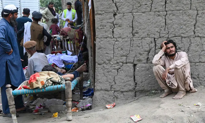 صوبہ کنڑ سب سے زیادہ متاثر ہوا ہے جہاں 6 شدت کے زلزلے سے 1411 افراد جاں بحق اور 3124 زخمی ہوئے۔— فوٹو: اے ایف پی صوبہ کنڑ سب سے زیادہ متاثر ہوا ہے جہاں 6 شدت کے زلزلے سے 1411 افراد جاں بحق اور 3124 زخمی ہوئے۔— فوٹو: اے ایف پی