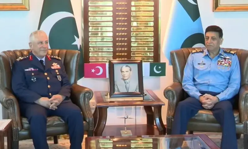 فوٹو: اسکرین شاٹ، آئی ایس پی آر، فیس بک فوٹو: اسکرین شاٹ، آئی ایس پی آر، فیس بک