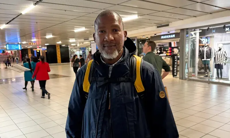 منڈلا منڈیلا 10 جنوبی افریقی کارکنوں میں شامل ہیں، جو گلوبل صمود فلوٹیلا میں شامل ہوں گے۔
&mdash;فوٹو: رائٹرز