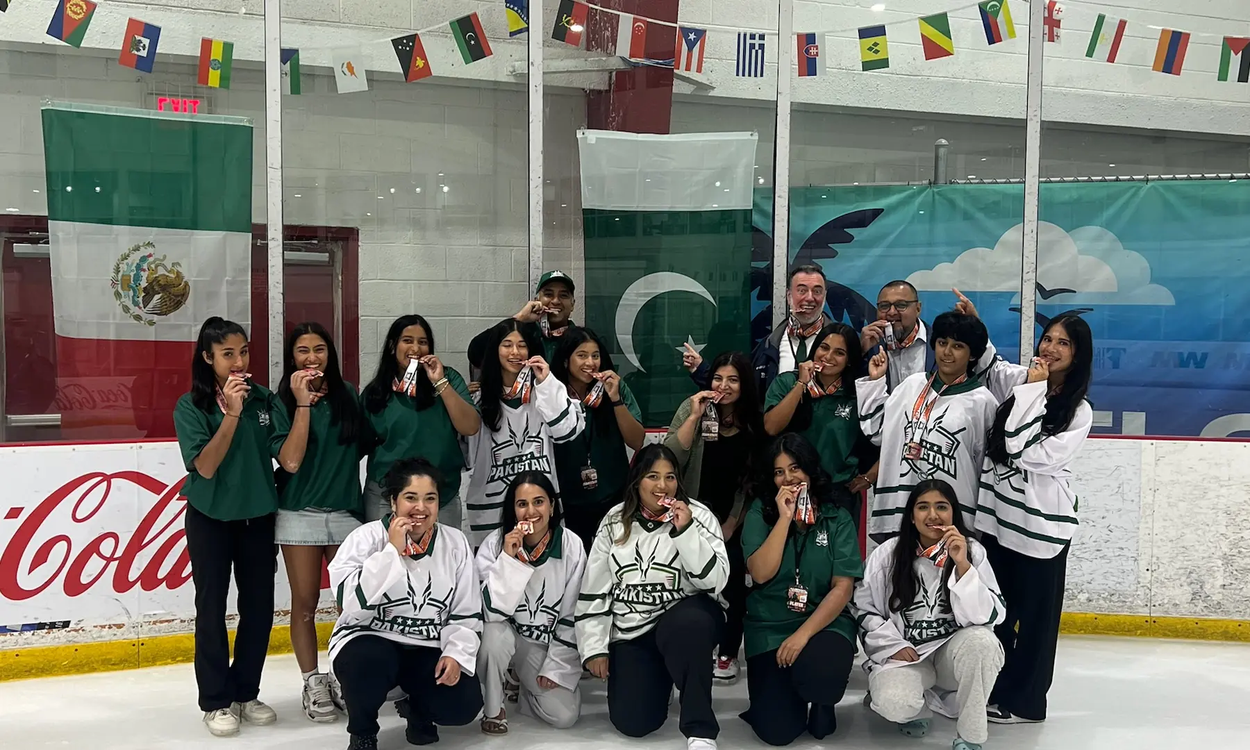 Players of women’s ice hockey teams pose with their LATAM Cup Division II bronze medals. — Photo by organisers