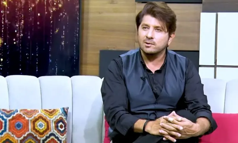 — اسکرین گریب (یوٹیوب) — اسکرین گریب (یوٹیوب)