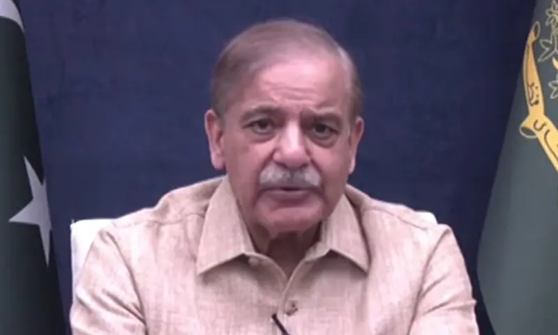 PM vows won&rsquo;t rest until all people affected by floods are able to return home