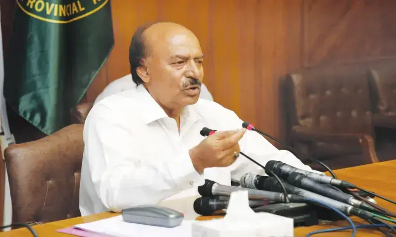سول ہسپتال کراچی میں صفائی کے نظام میں بہتری نہ آنے پر آڈٹ کرانے کا حکم دیا گیا۔
—فائل فوٹو: ڈان نیوز