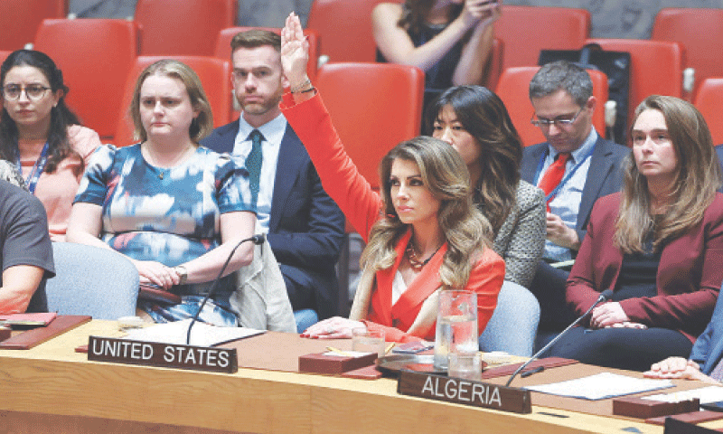 امریکا نے صدر ٹرمپ کی صدارت سنبھالنے کے بعد دوسری بار اور مجموعی طور پر چھٹی مرتبہ غزہ جنگ بندی کی قرارداد ویٹو کی ہے&mdash; فوٹو: اے ایف پی