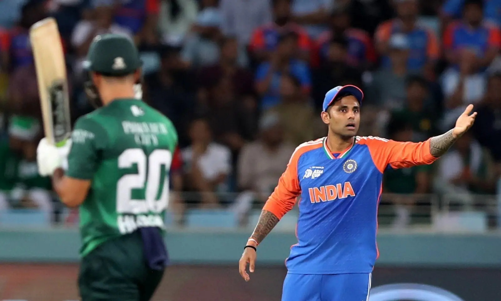 Pak vs Ind: Salman, Nawaz aim to break free as Pakistan hope for strong total