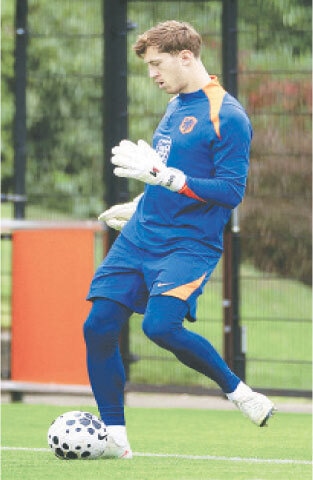 Zeist: The Netherlands&rsquo; goalkeeper Robin Roefs takes part in a training session at the KNVB Campus on Wednesday, ahead of their match against Poland.&mdash;AFP