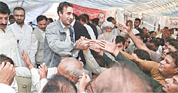 PPP Chairman Bilawal Bhutto-Zardari meets flood-hit farmers in Kasur.—Dawn