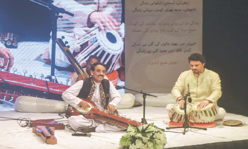 Renowned banjo player Ustad Mumtaz Sabzal performs at the festival.
&mdash;Fahim Siddiqi / White Star