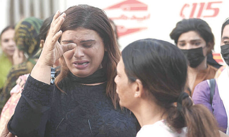 Trans people mourn the loss of three members of their community at the Jinnah Postgraduate 
Medical Centre.&mdash;INP