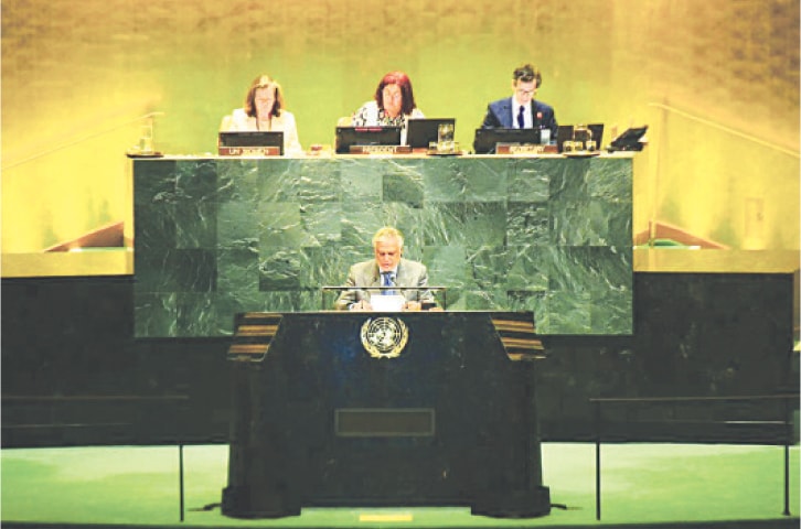  Foreign Minister Ishaq Dar addresses a UNGA meeting on the 30th anniversary of the Fourth World Conference on Women.—X / ForeignOfficePk 