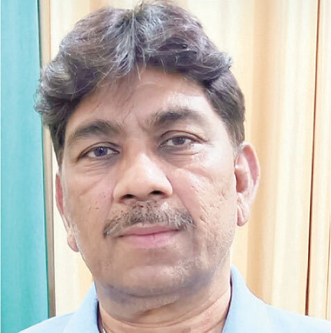Senior journalist Mazhar Iqbal