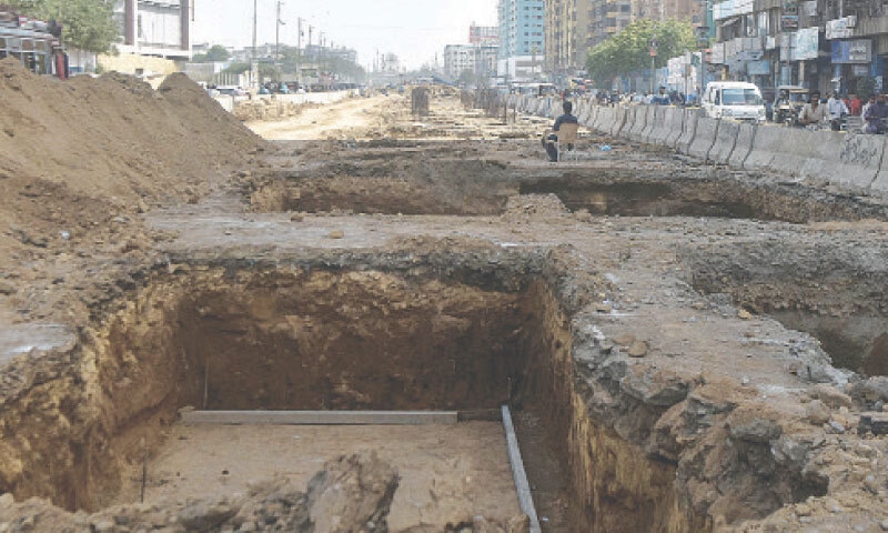 M.A. Jinnah Road is dug up for BRT Green Line extension work.—Fahim Siddiqi / White Star M.A. Jinnah Road is dug up for BRT Green Line extension work.—Fahim Siddiqi / White Star