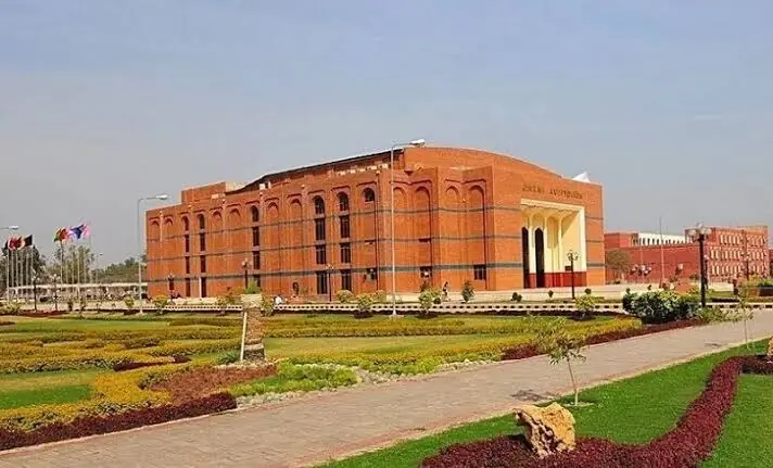 Bahauddin Zakariya University professor removed over &lsquo;rape of colleague&rsquo;