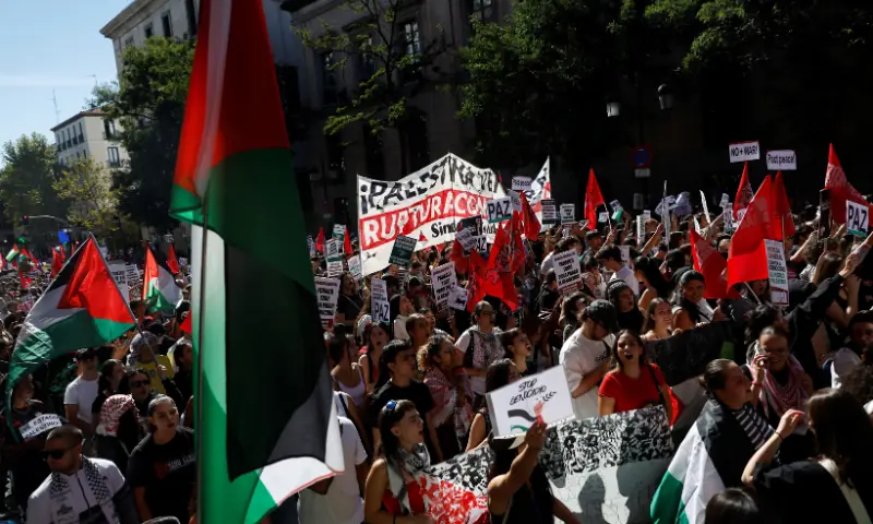 Students march during a student strike to support Palestinians in Gaza and to condemn the Israeli force&rsquo;s interception of the vessels of the Global Sumud Flotilla, in Madrid, Spain, on October 2. &mdash; Reuters