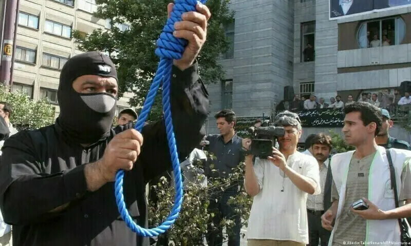 ایمنسٹی انٹرنیشنل کے مطابق ایران نے 2025 میں اب تک ایک ہزار سے زائد افراد کو پھانسی دی ہے &mdash; فائل فوٹو: ڈی ڈبلیو