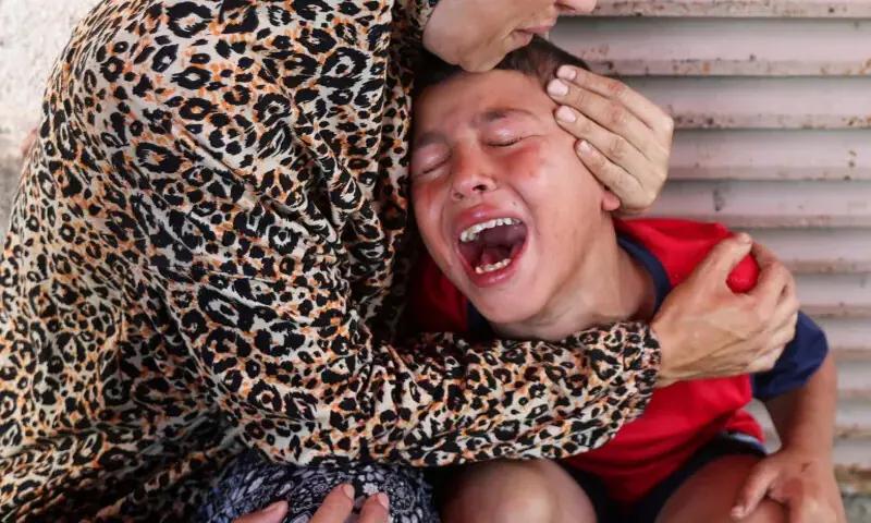 اکتوبر 2023 سے اسرائیل کی غزہ پر مسلط کردہ جنگ میں 66 ہزار 288 فلسطینی شہید ہوچکے ہیں &mdash; فوٹو: رائٹرز