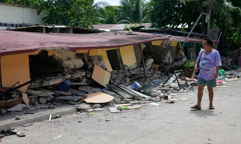 زلزلے سے ایک لاکھ 70 ہزار سے زائد افراد متاثر ہوئے، جن میں سے 20 ہزار بے گھر ہو گئے ہیں &mdash; فوٹو: بشکریہ ٹی آر ٹی ورلڈ