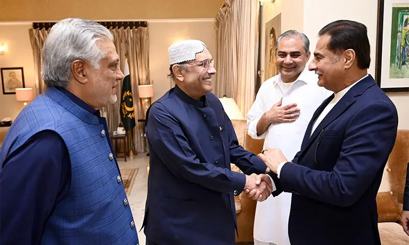 President Asif Ali Zardari greets Deputy Prime Minister and Foreign Minister Ishaq Dar, Interior Minister Mohsin Naqvi and Speaker of the National Assembly Ayaz Sadiq in Nawabshah on October 10. &mdash; Photo courtesy of the President&rsquo;s Secretariat