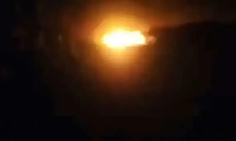 Visuals of skirmishes at the border between Afghanistan and Pakistan. — PTV News