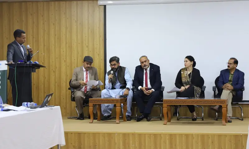 &mdash; فوٹو: ڈان