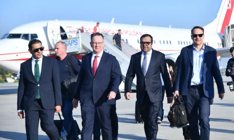 Poland&rsquo;s Deputy Prime Minister and Foreign Minister Radosław Sikorski arrives in Islamabad for a two-day official visit on October 23. &mdash; ForeignOfficePk via X