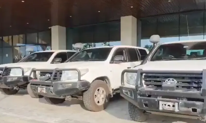 Bulletproof vehicles that were handed over to the Khyber Pakhtunkhwa Police on Oct 19. &mdash; screengrab