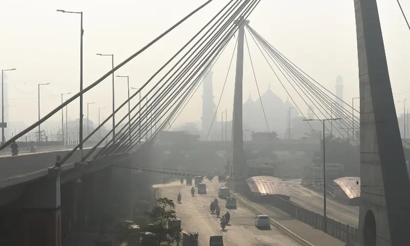 A view of smog in Lahore on Oct 24, 2025. &mdash; Murtaza Ali/White Star