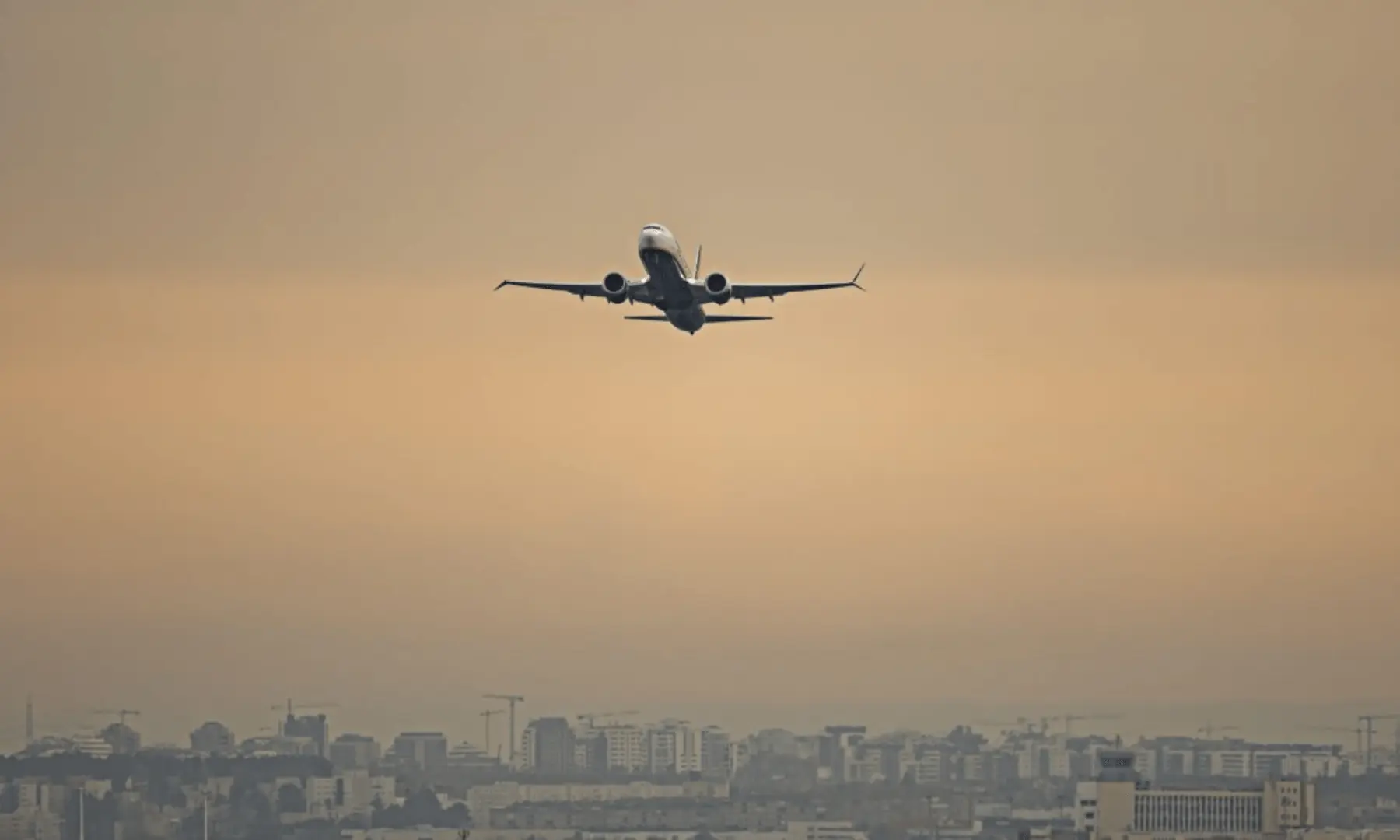PAA notifies short-term changes to flight routes in Karachi, Lahore regions due to &lsquo;operational reasons&rsquo;