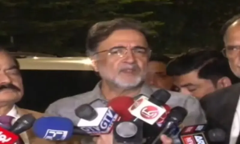 PPP leader Qamar Zaman Kaira addresses a press conference with Planning Minister Ahsan Iqbal and Adviser to the Prime Minister on Political Affairs Rana Sanaullah on Monday. &mdash; screengrab