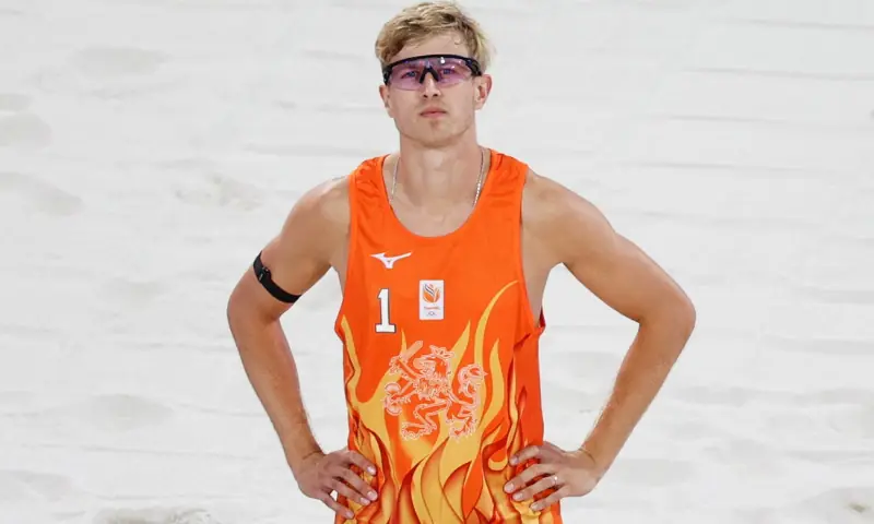 Steven van de Velde of Netherlands looks on during the beach volleyball  men&rsquo;s round of 16 match at the Eiffel Tower Stadium in Paris, France on August 04, 2024. &mdash; Reuters