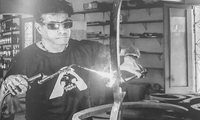 Amin Gulgee at work in his studio | Humayun Memon