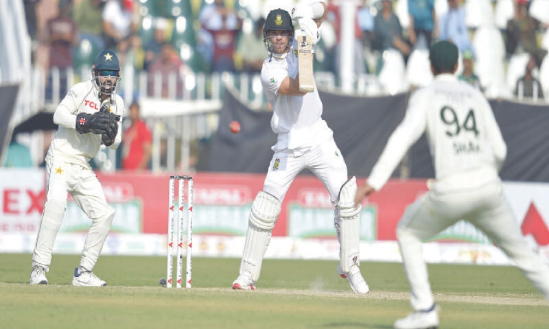 RAWALPINDI: South African batter Tristan Stubbs plays a shot during the second Test against Pakistan at the Rawalpindi Cricket Stadium on Tuesday.&mdash;Tanveer Shahzad/White Star