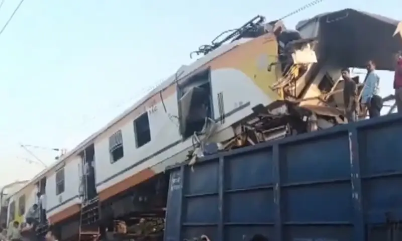 A train collision in Chhattisgarh, India on Tuesday. — ANI screengrab A train collision in Chhattisgarh, India on Tuesday. — ANI screengrab