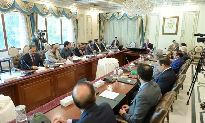 وزیراعظم شہباز شریف سے استحکام پاکستان پارٹی اور (ق) لیگ کے وفود نے بھی ملاقاتیں کرکے مشاورت کی — فوٹو: پرائم منسٹر آفس وزیراعظم شہباز شریف سے استحکام پاکستان پارٹی اور (ق) لیگ کے وفود نے بھی ملاقاتیں کرکے مشاورت کی — فوٹو: پرائم منسٹر آفس