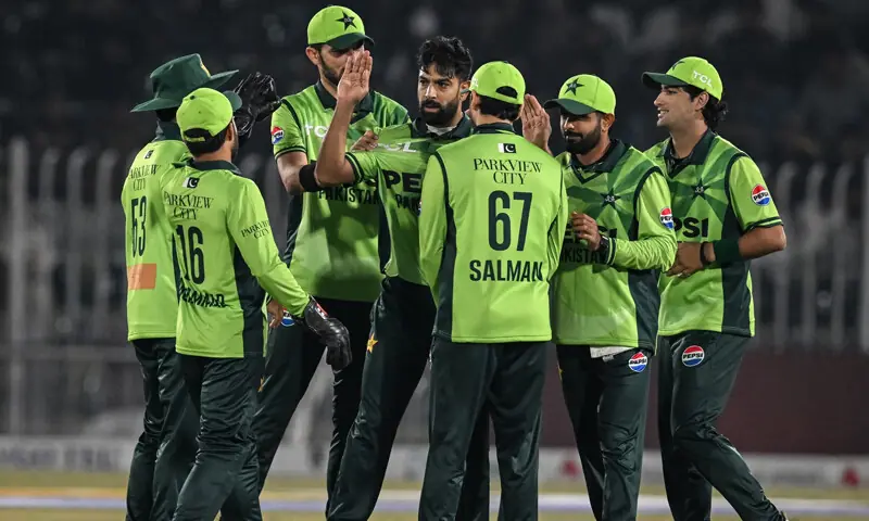 — فائل فوٹو: پی سی بی/ فیس بک — فائل فوٹو: پی سی بی/ فیس بک